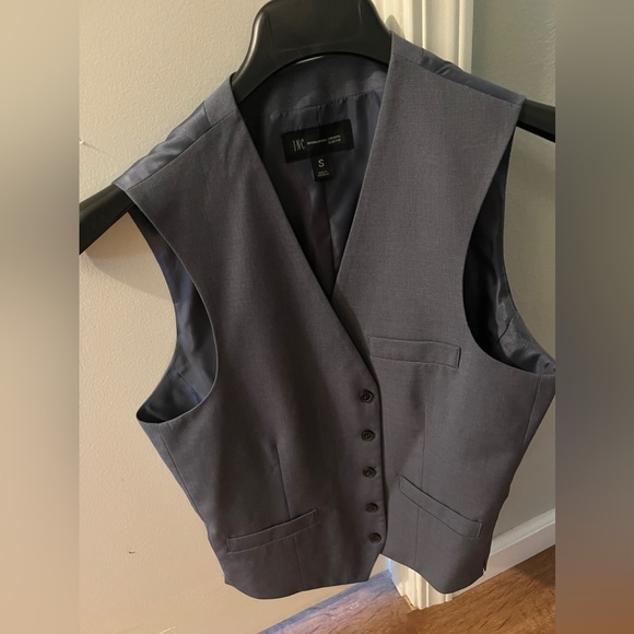 Men suit - Picture 3 of 4